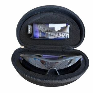 Oakley Infinite Hero sunglasses